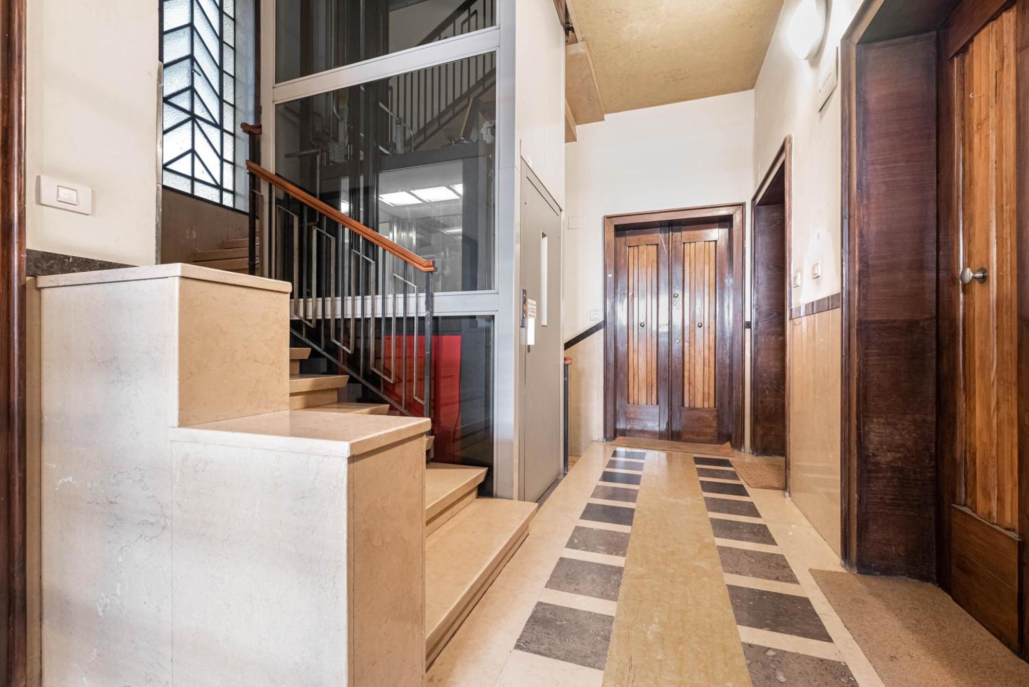 Piazza Isolo Central Apartment Verona Eksteriør bilde