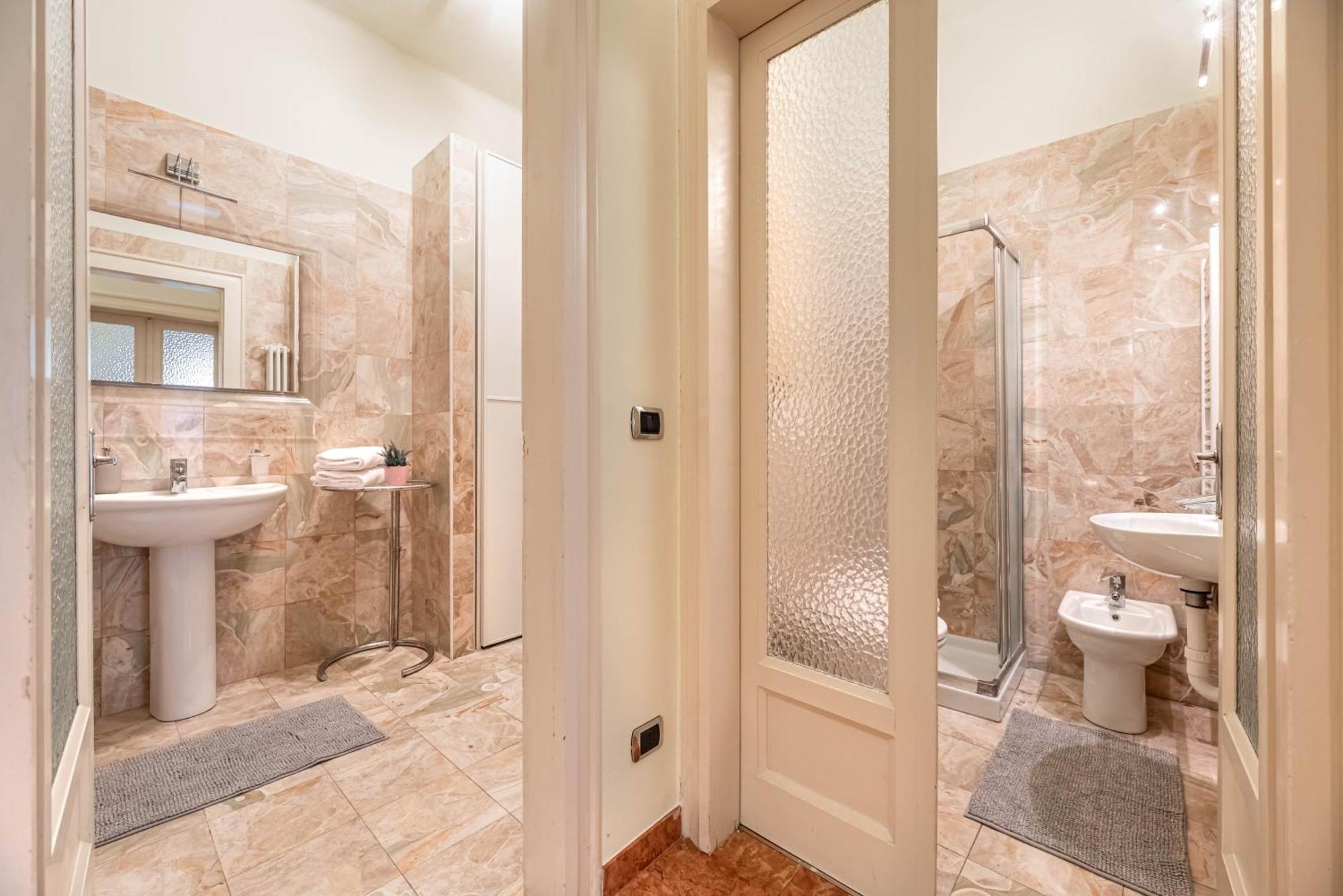 Piazza Isolo Central Apartment Verona Eksteriør bilde
