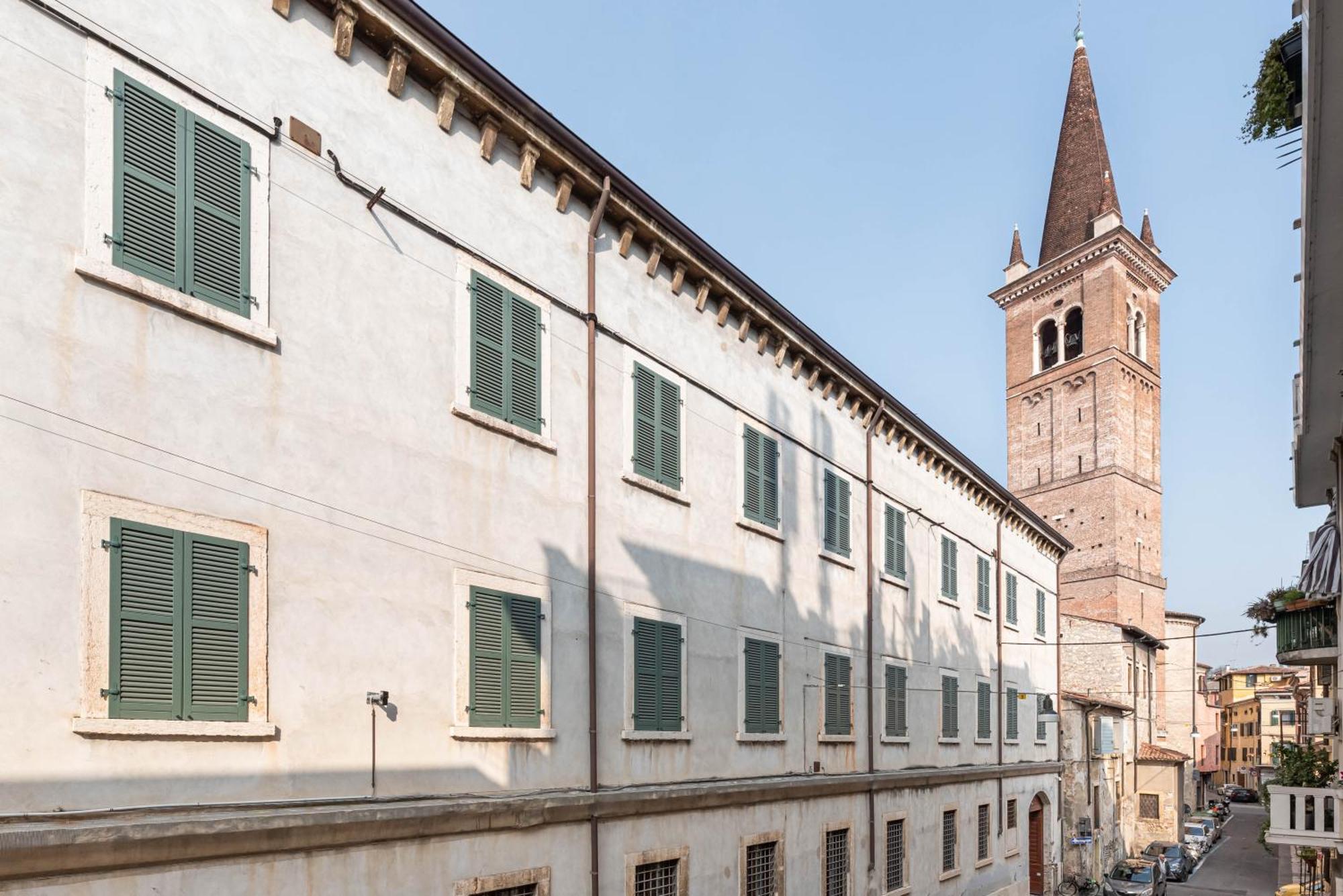 Piazza Isolo Central Apartment Verona Eksteriør bilde